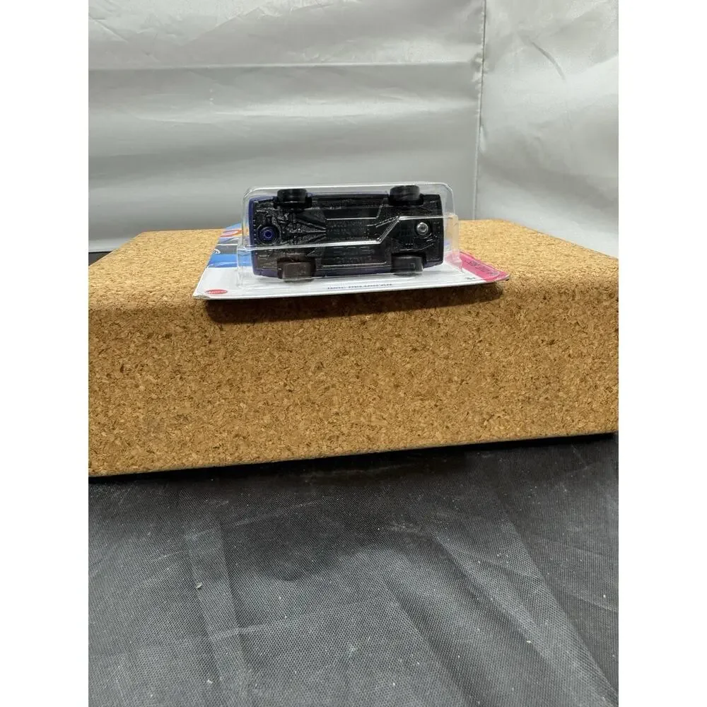 Hot Wheels DMC DeLorean Dark Blue Retro Stripes 2023 HW The 80s #101/250 HLJ65